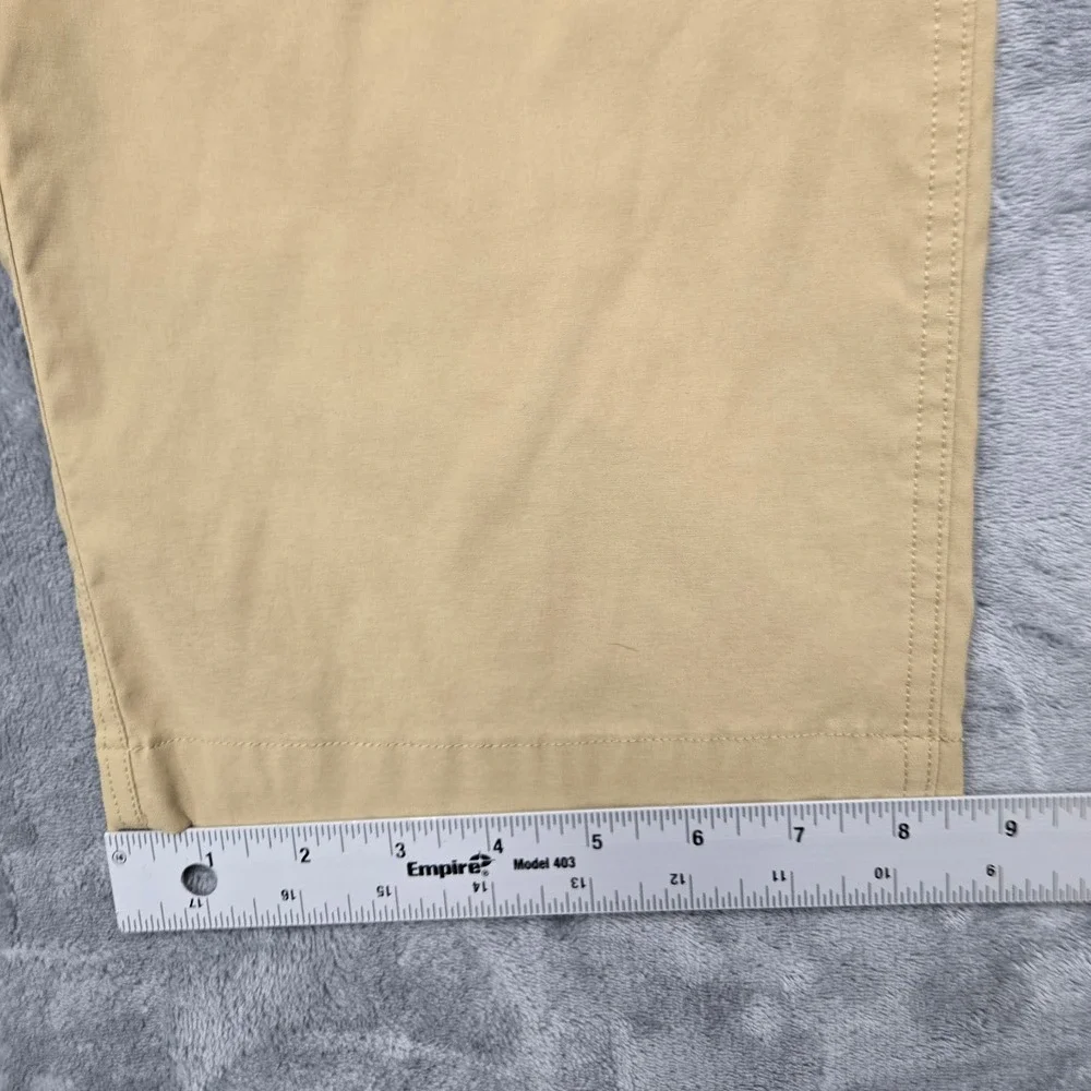 Eddie Bauer Mens Size 38x32 Horizon Guide Chino Pants Tan Khaki Nylon Hiking